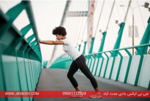 گرم کردن خانم برای تناسب اندام